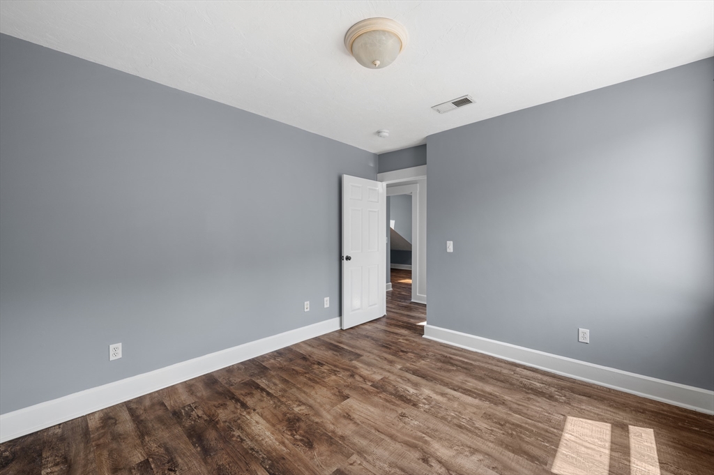 4 bed, 2 bath apartment for rent at 8 Beekman St Unit 0, Fitchburg — photo 19 of 31