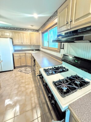 2 bed, 1 bath apartment for rent at 8 Belmont St Unit 2, Newton Corner — photo 16 of 20