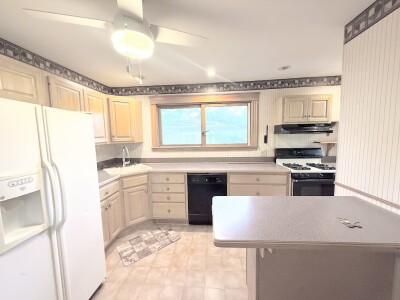 2 bed, 1 bath apartment for rent at 8 Belmont St Unit 2, Newton Corner — photo 11 of 20
