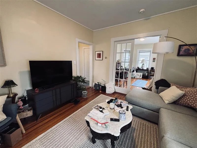 2 bed, 1 bath apartment for rent at 8 Bennett St Unit 2, South Medford — photo 3 of 22