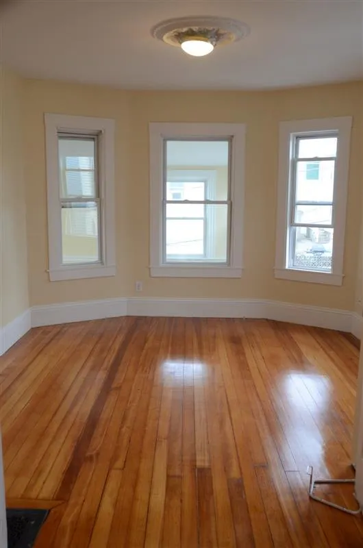 2 bed, 1 bath apartment for rent at 8 Bennett St Unit 2, South Medford — photo 9 of 22