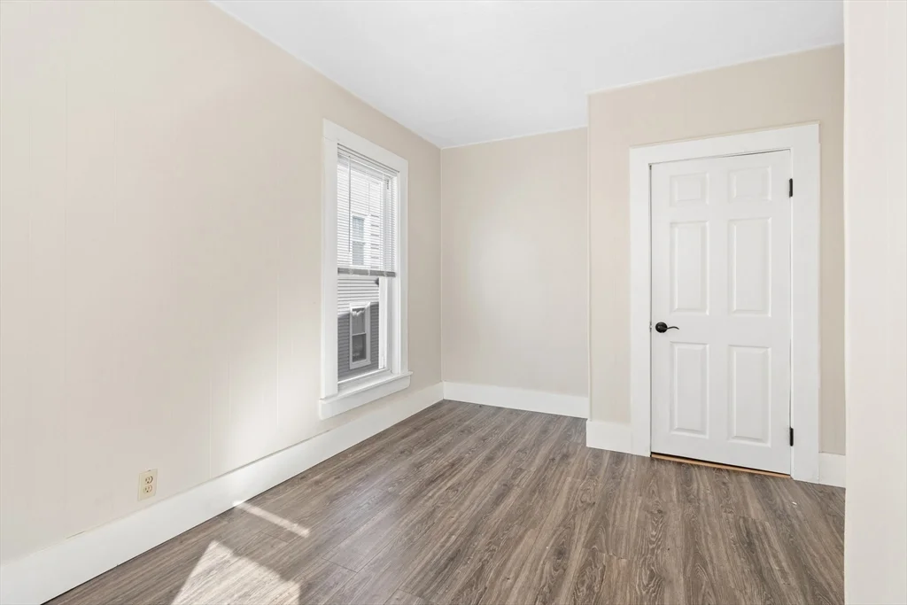 2 bed, 1 bath apartment for rent at 8 Blaisdell Unit 2, Haverhill — photo 21 of 36