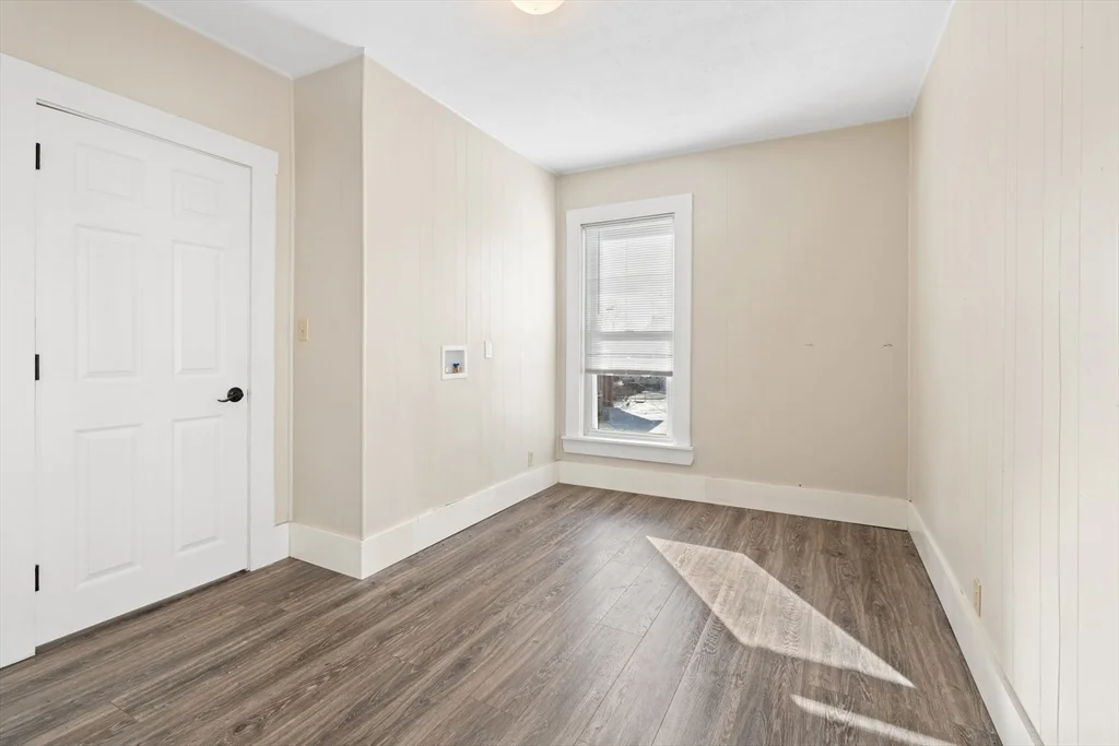 2 bed, 1 bath apartment for rent at 8 Blaisdell Unit 2, Haverhill — photo 20 of 36