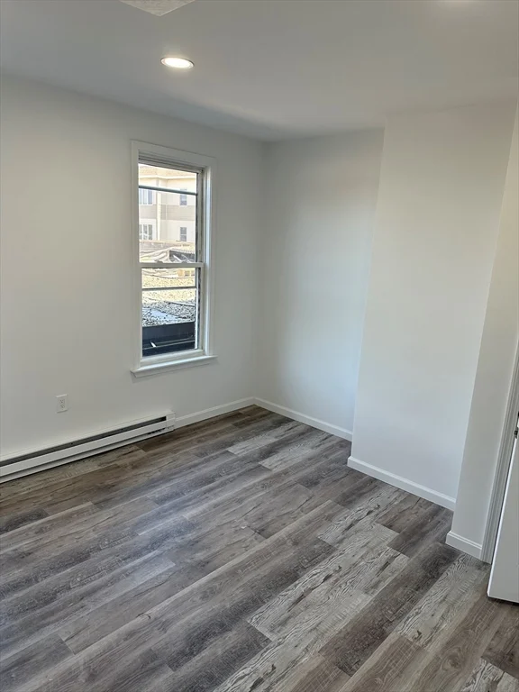 2 bed, 1 bath apartment for rent at 8 Boston Ave Unit 3, Powder House Square — photo 4 of 5