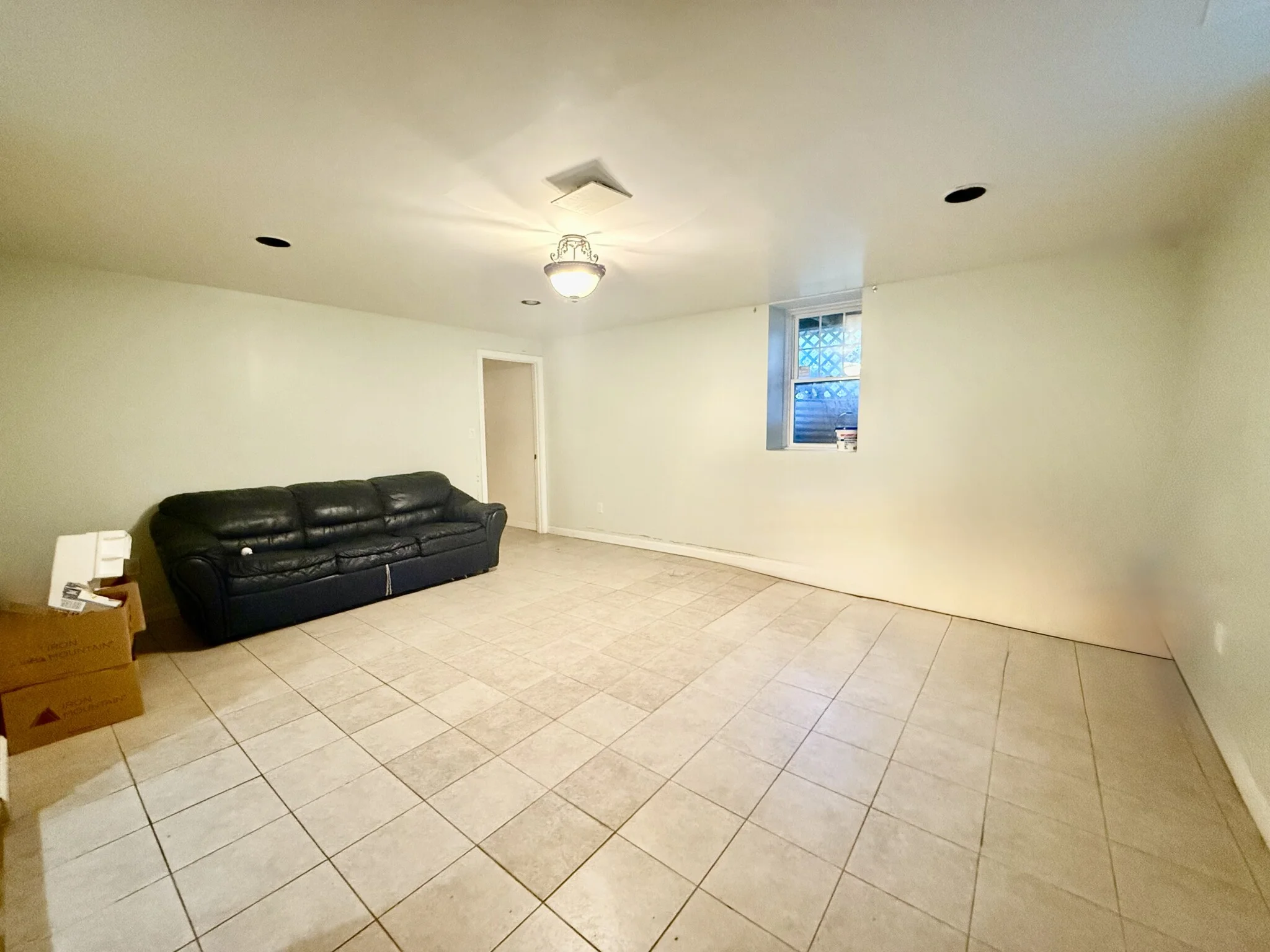 6 bed, 4 bath apartment for rent at 8 Brandley Rd Unit 1, Watertown — photo 20 of 30