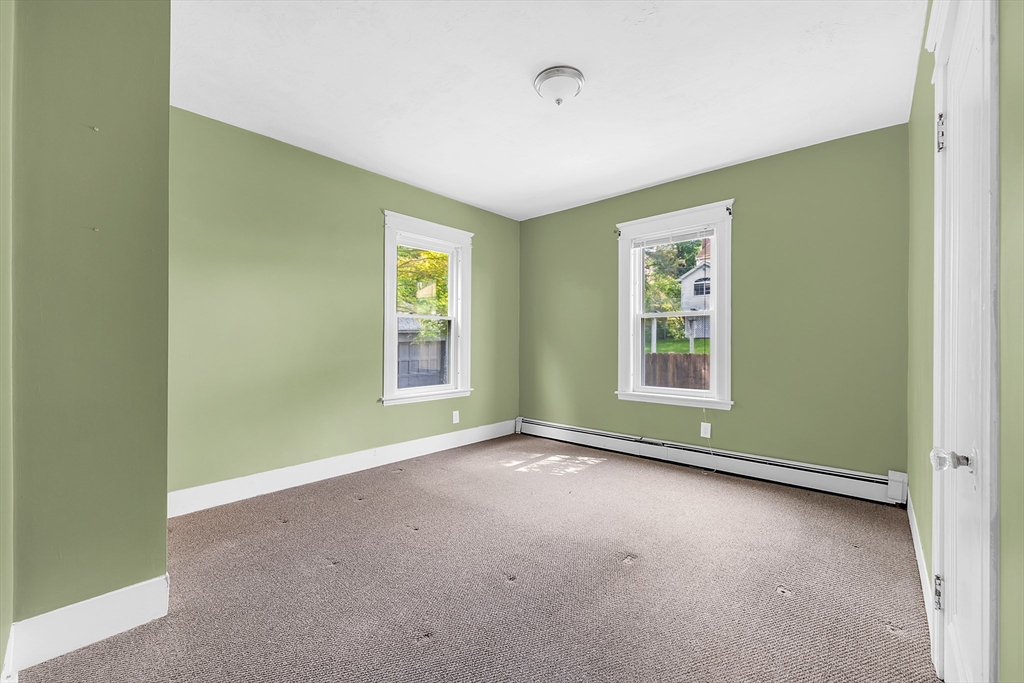 3 bed, 1 bath apartment for rent at 8 Brantwood Unit 1, Worcester — photo 12 of 14