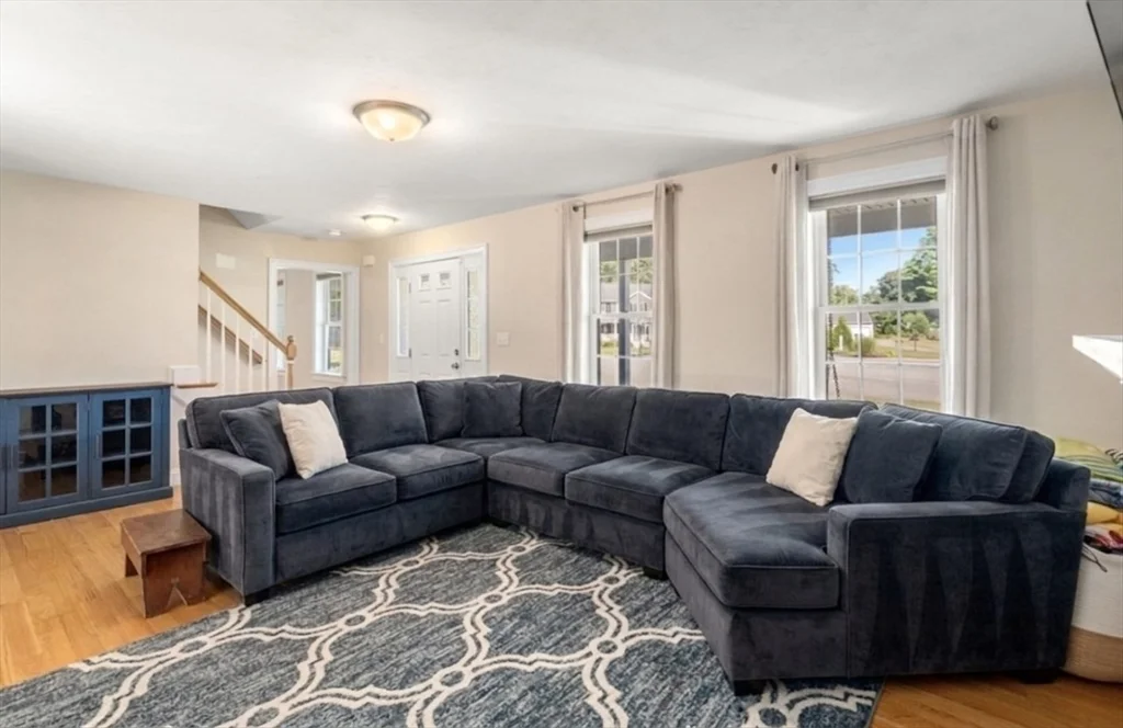 3 bed, 2 bath apartment for rent at 8 Bresciani Ln, West Bridgewater — photo 10 of 11
