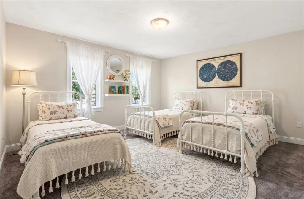 3 bed, 2 bath apartment for rent at 8 Bresciani Ln, West Bridgewater — photo 3 of 11