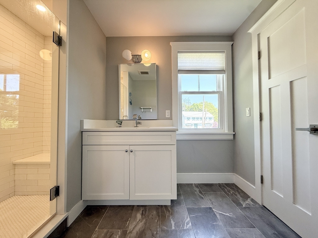 2 bed, 2 bath apartment for rent at 8 Briggs Rd, Lexington — photo 14 of 17