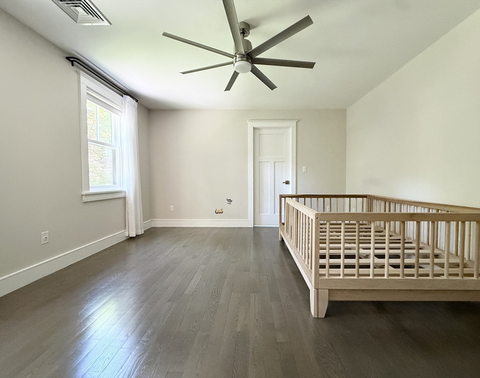 2 bed, 2 bath apartment for rent at 8 Briggs Rd, Lexington — photo 11 of 17