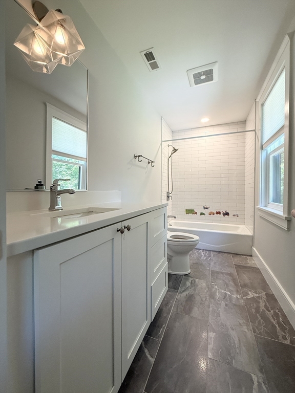 2 bed, 2 bath apartment for rent at 8 Briggs Rd, Lexington — photo 16 of 17