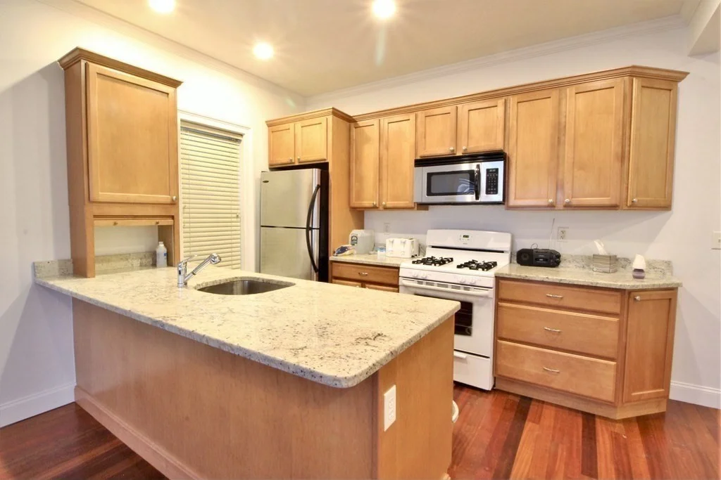2 bed, 1 bath apartment for rent at 8 Bristol St Unit 1, Wellington-Harrington — photo 1 of 7