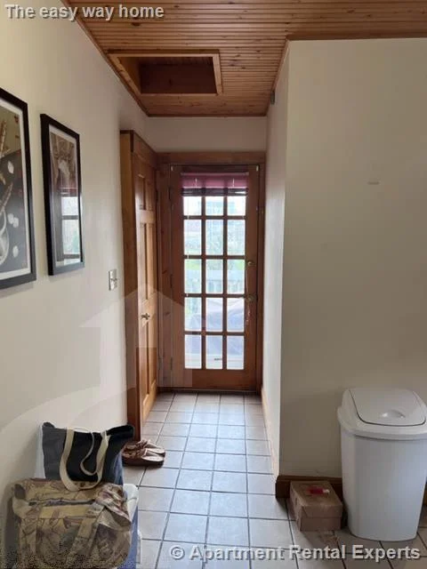 2 bed, 1 bath apartment for rent at 8 Cady Ave, Davis Square — photo 4 of 19