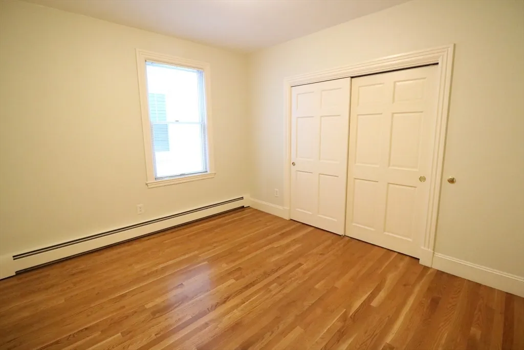 2 bed, 1 bath apartment for rent at 8 Caldwell Ave Unit 2, Ward Two — photo 9 of 16
