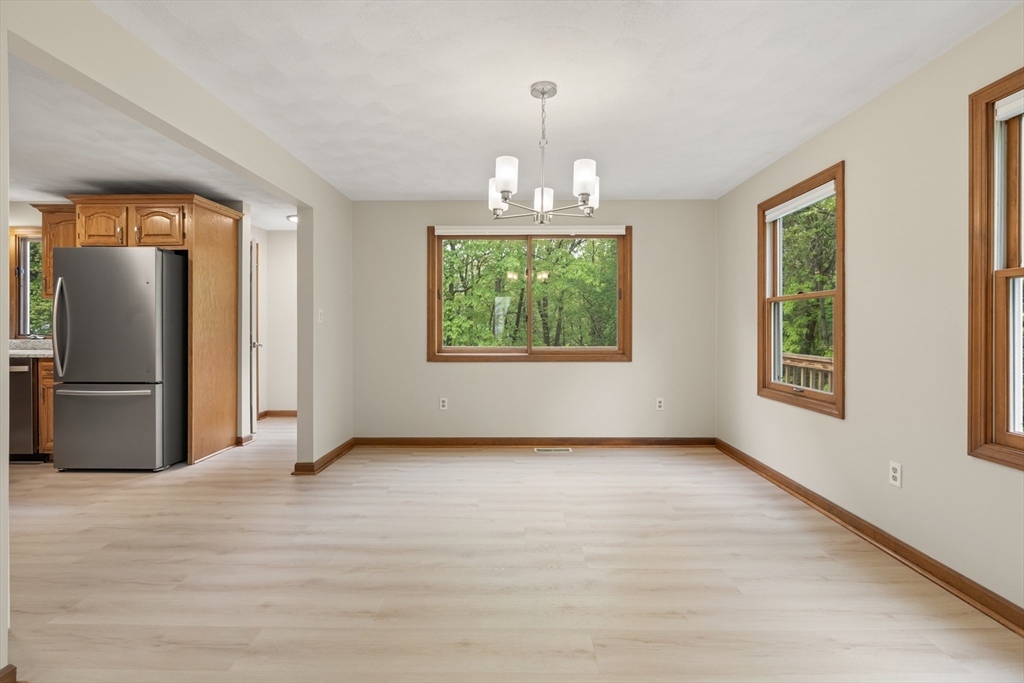 3 bed, 1 bath apartment for rent at 8 Candice Ct Unit 8, Woburn — photo 7 of 29