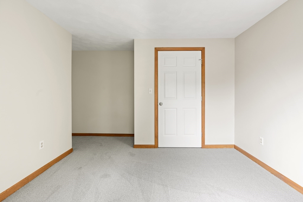3 bed, 1 bath apartment for rent at 8 Candice Ct Unit 8, Woburn — photo 20 of 29