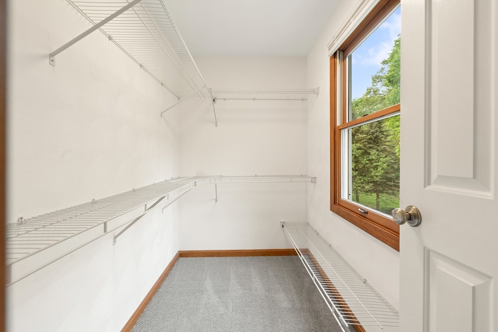 3 bed, 1 bath apartment for rent at 8 Candice Ct Unit 8, Woburn — photo 18 of 29