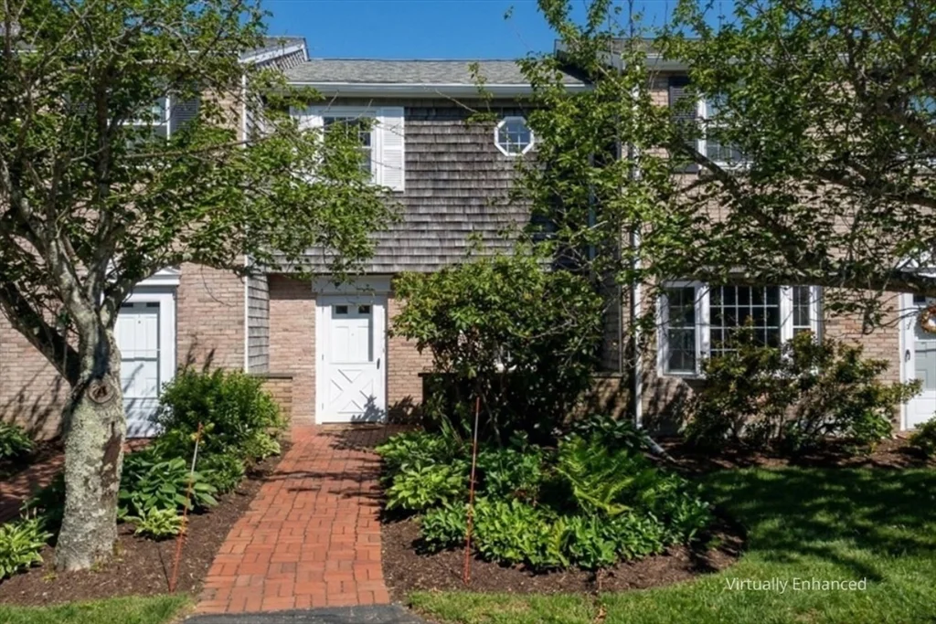 2 bed, 1 bath apartment for rent at 8 Captain Cook Ln Unit U:8, Centerville — photo 26 of 31