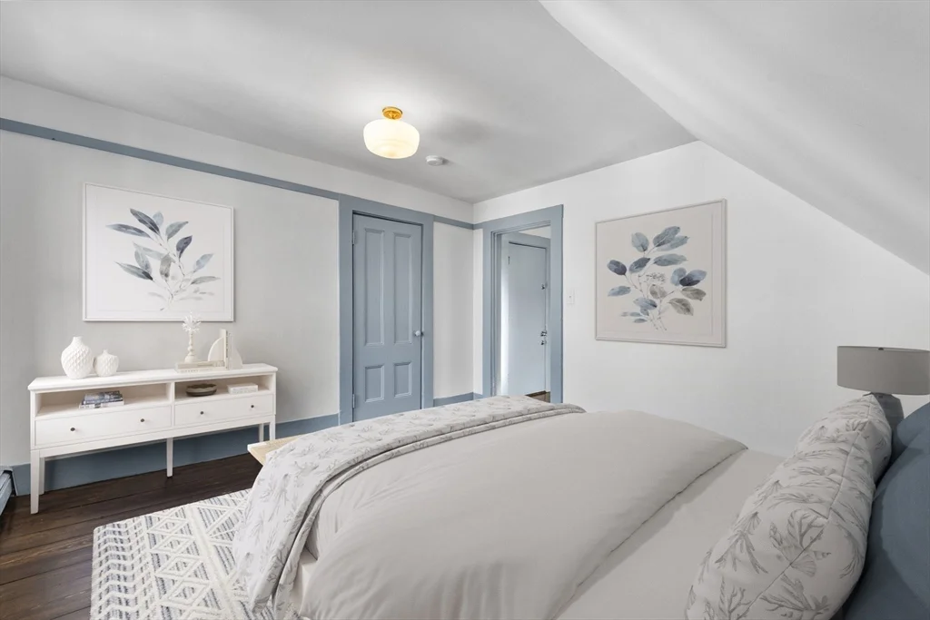 2 bed, 1 bath apartment for rent at 8 Carlton St Unit 3, Union Square — photo 7 of 11