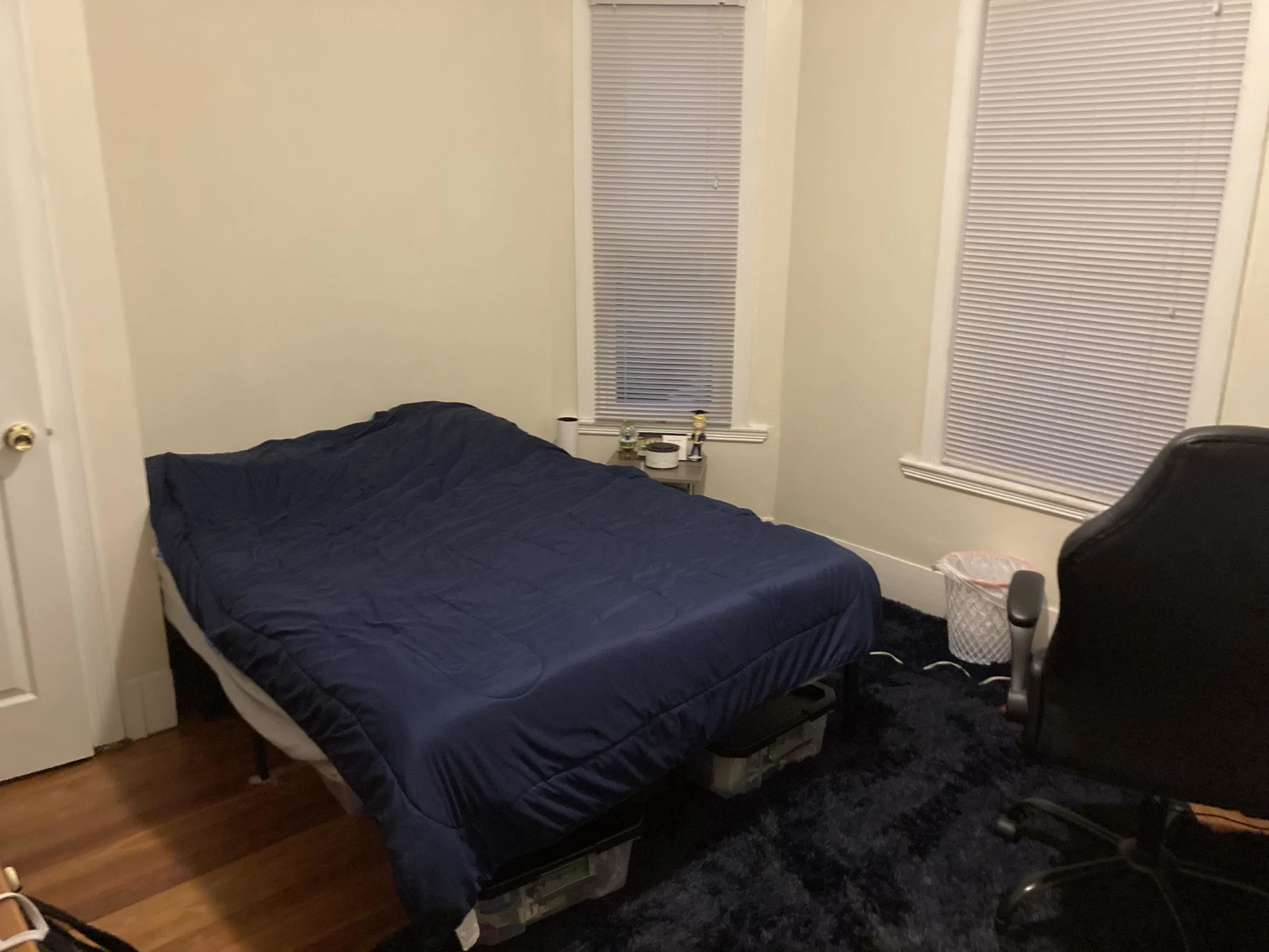 5 bed, 2 bath apartment for rent at 8 Carmel St Unit 2, Mission Hill — photo 2 of 12