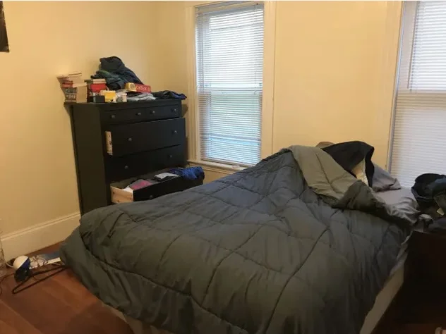 5 bed, 2 bath apartment for rent at 8 Carmel St Unit 3, Mission Hill — photo 4 of 8