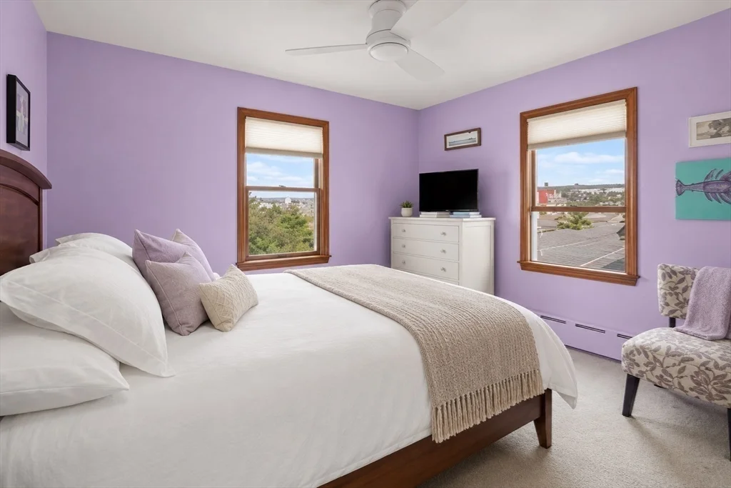 3 bed, 2 bath apartment for rent at 8 Castle Rd, Nahant — photo 17 of 24