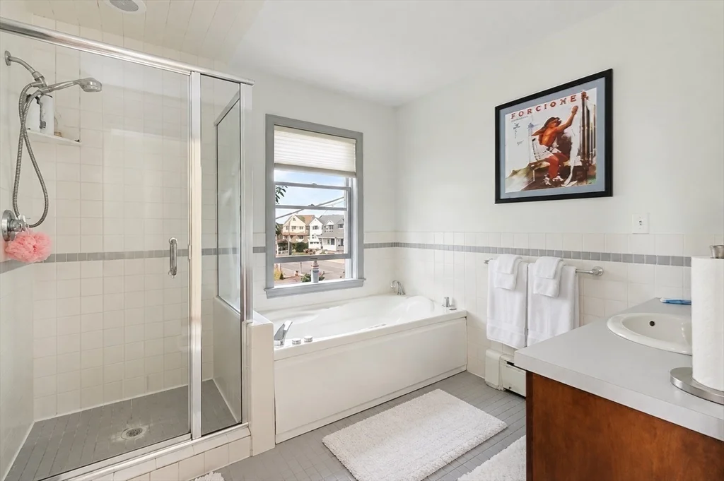 3 bed, 2 bath apartment for rent at 8 Castle Rd, Nahant — photo 19 of 24
