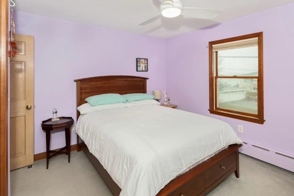 3 bed, 2 bath apartment for rent at 8 Castle Rd, Nahant — photo 16 of 34