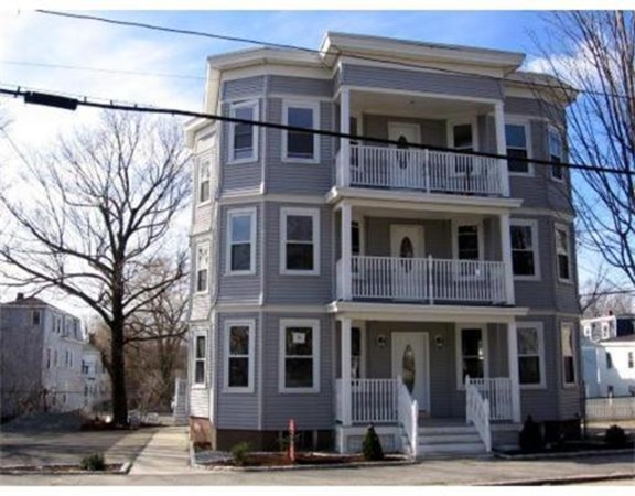 2 bed, 1 bath apartment for rent at 8 Cedar St Unit 1, Haverhill