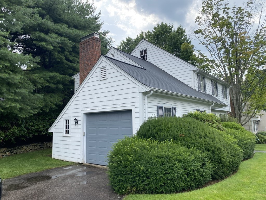 4 bed, 2 bath apartment for rent at 8 Cefalo Rd, Needham — photo 2 of 11