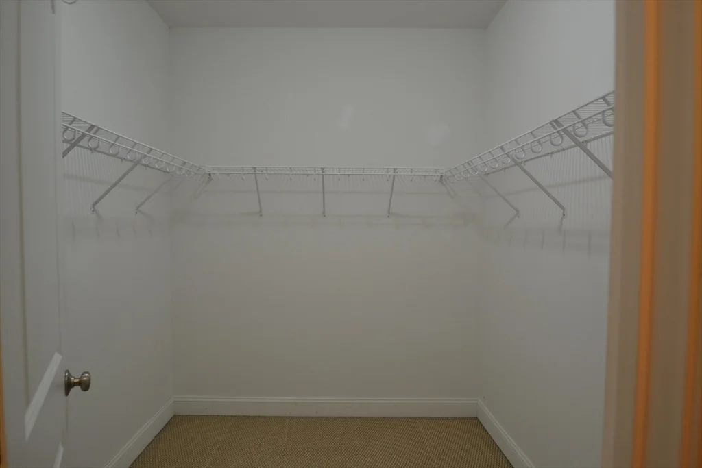 3 bed, 2 bath apartment for rent at 8 Cheyenne Vly Unit 8, Westford — photo 14 of 27