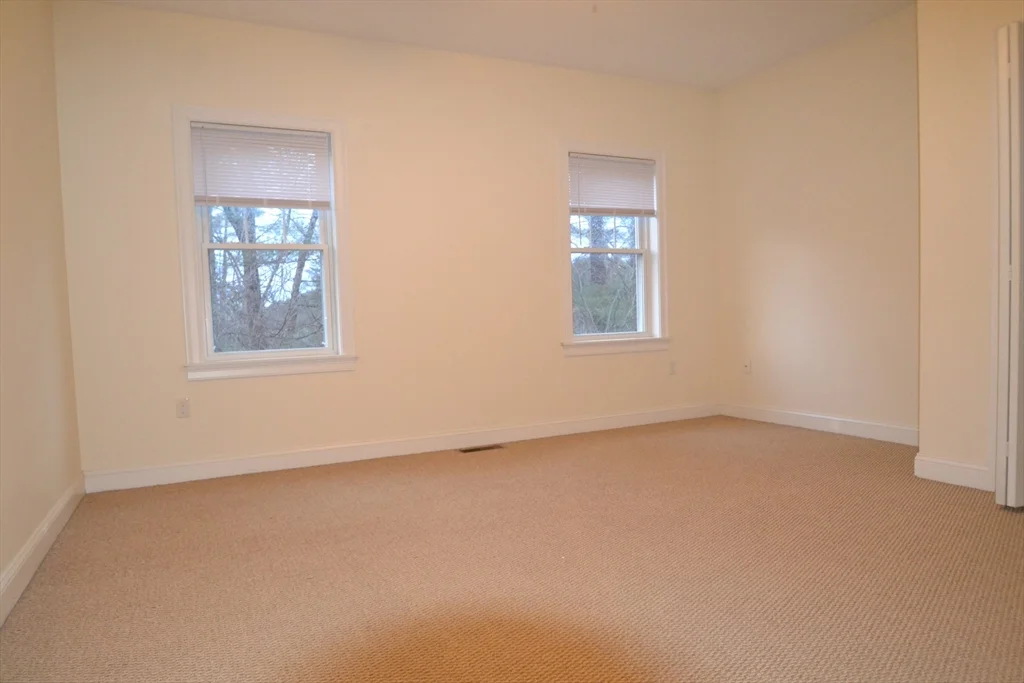 3 bed, 2 bath apartment for rent at 8 Cheyenne Vly Unit 8, Westford — photo 20 of 27