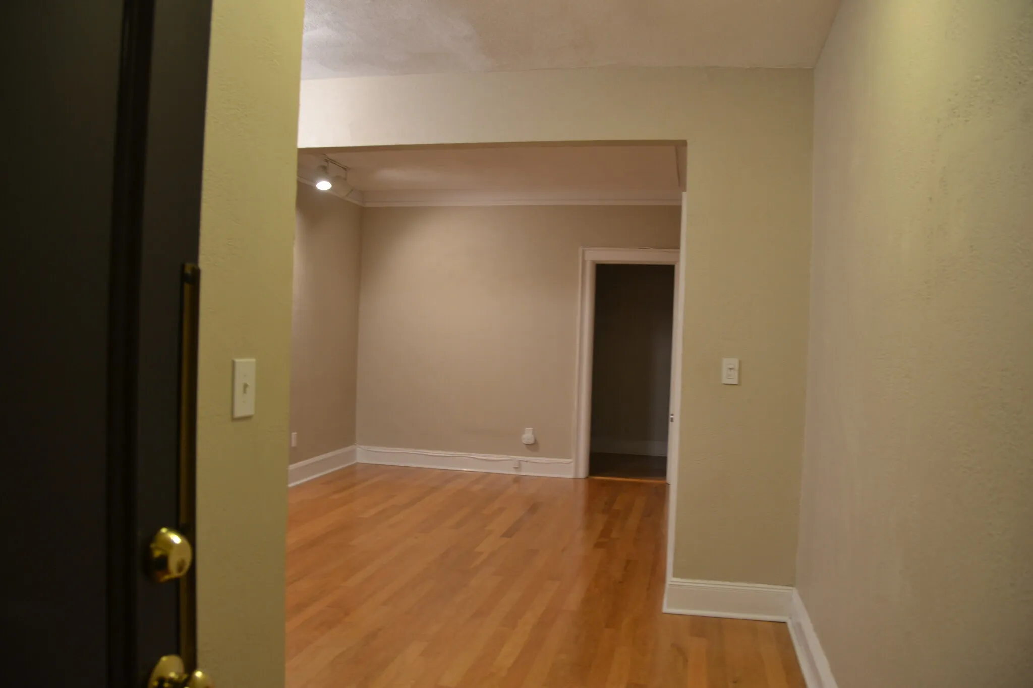 2 bed, 1 bath apartment for rent at 8 Chiswick Rd Unit 23, Brighton — photo 20 of 32