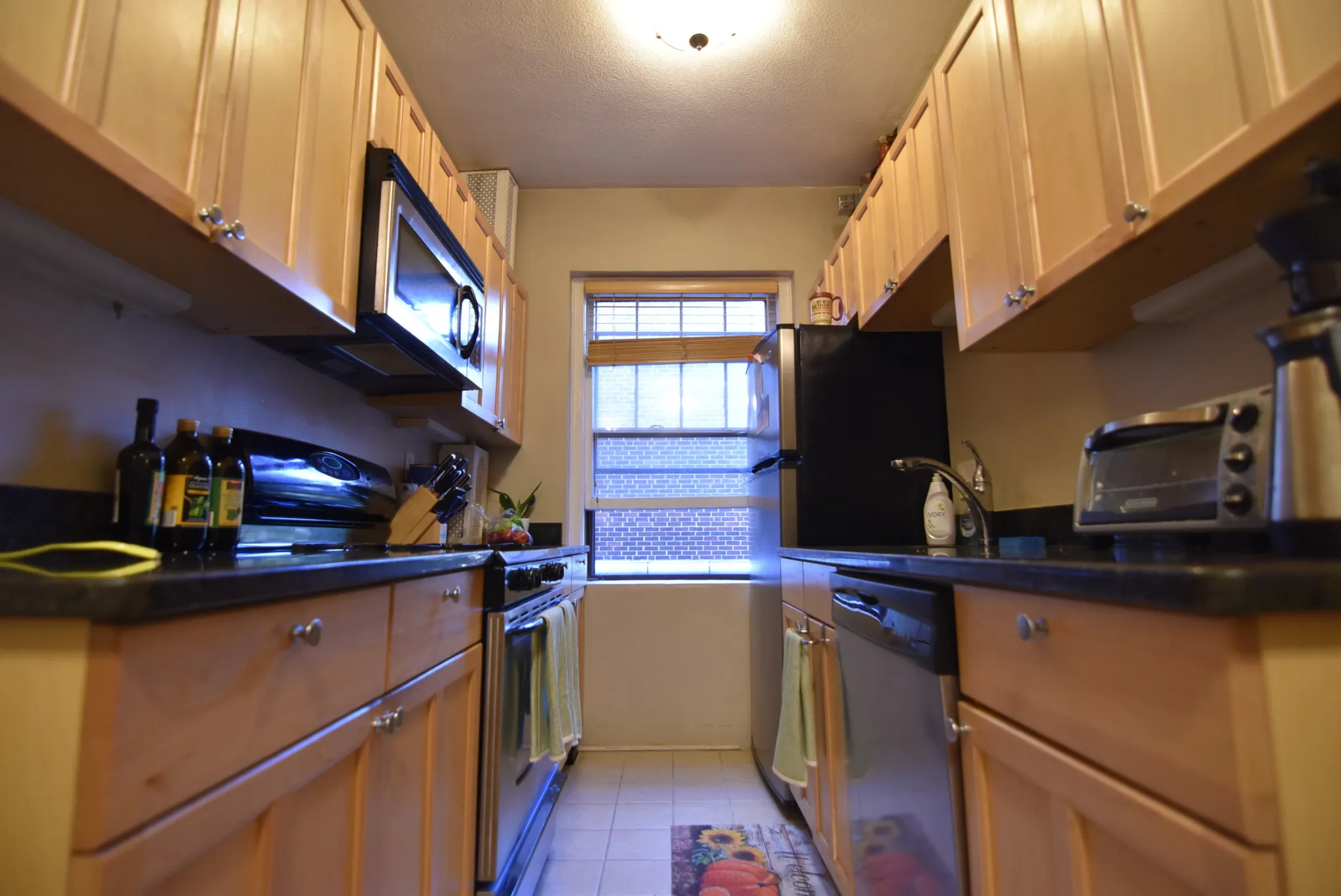2 bed, 1 bath apartment for rent at 8 Chiswick Rd Unit 23, Brighton — photo 2 of 32