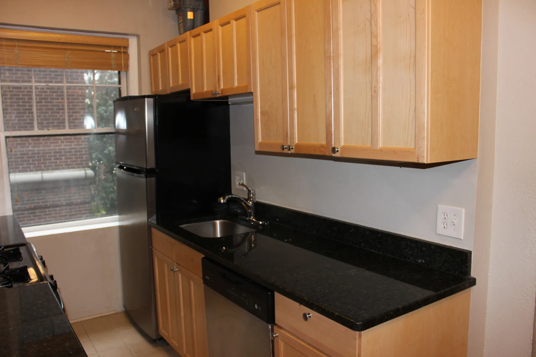 2 bed, 1 bath apartment for rent at 8 Chiswick Rd Unit 23, Brighton — photo 25 of 32