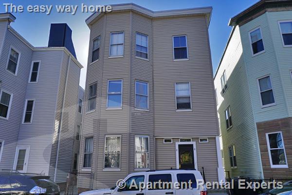 3 bed, 1 bath apartment for rent at 8 Clary St Unit 2, Inman Square — photo 7 of 8
