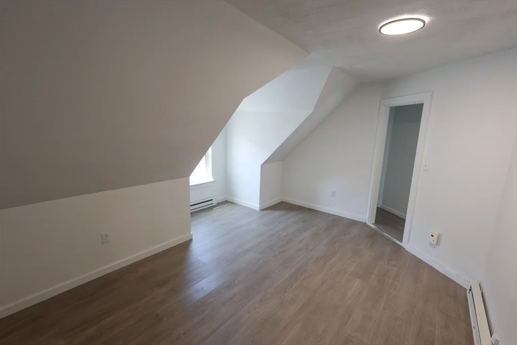 2 bed, 1 bath apartment for rent at 8 Colonial Ave Unit 3, Dorchester — photo 5 of 11