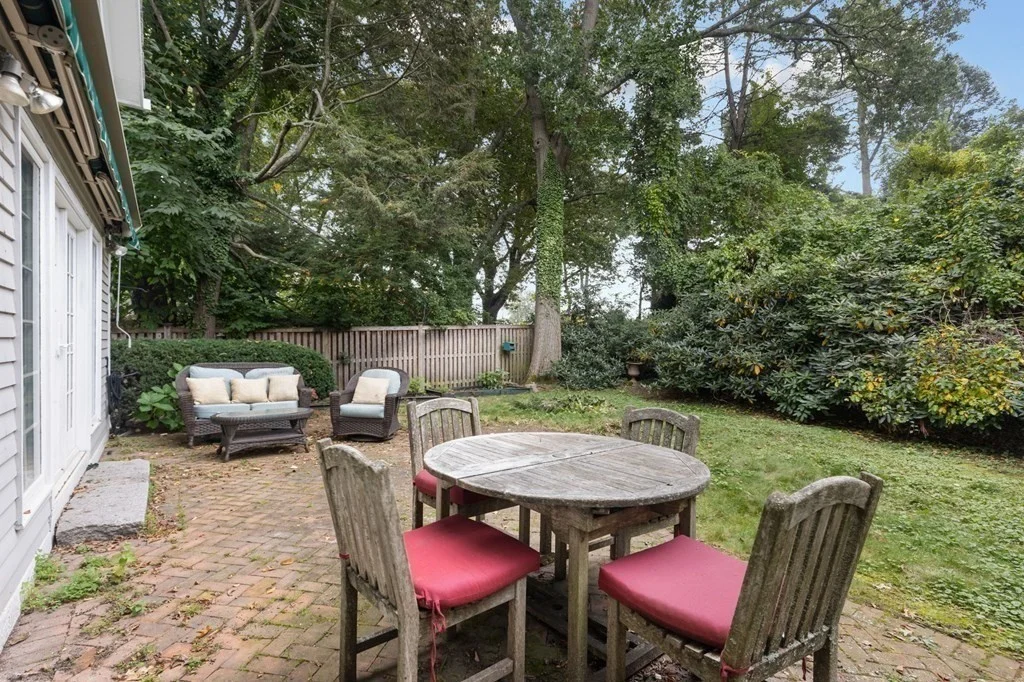 3 bed, 2 bath apartment for rent at 8 Coolidge Hill Rd, Coolidge Hill — photo 19 of 23