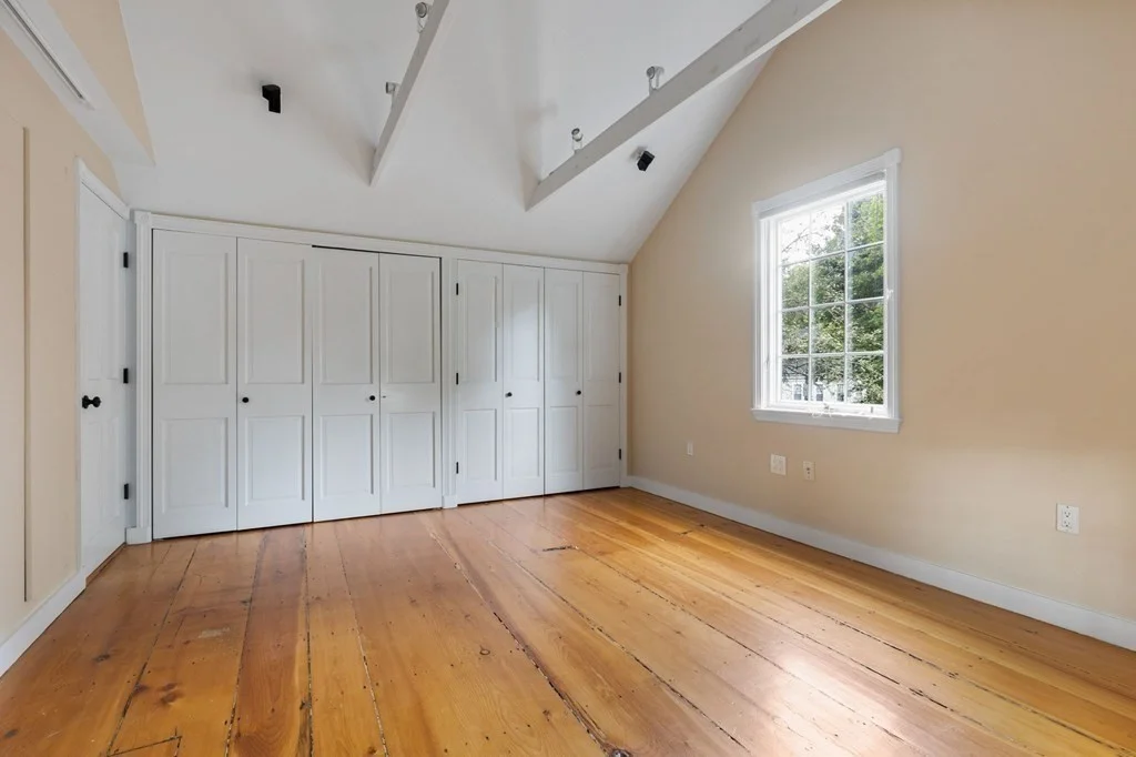 3 bed, 2 bath apartment for rent at 8 Coolidge Hill Rd, Coolidge Hill — photo 14 of 23