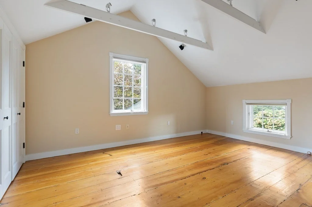 3 bed, 2 bath apartment for rent at 8 Coolidge Hill Rd, Coolidge Hill — photo 15 of 23