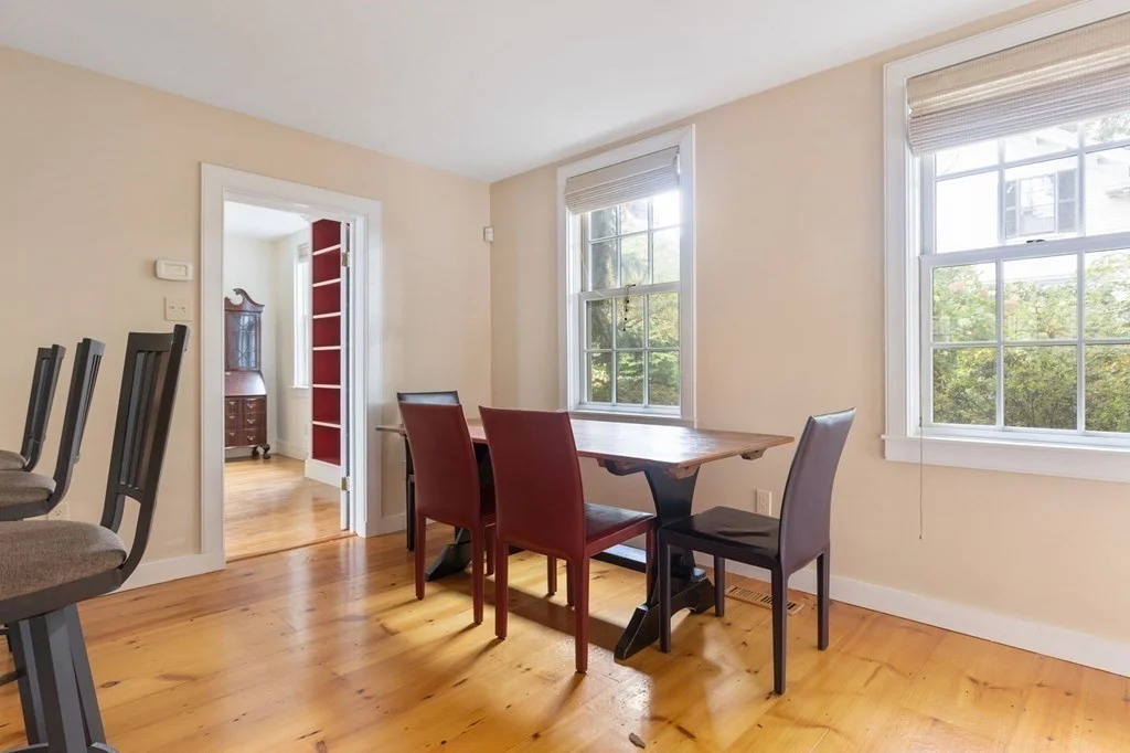 3 bed, 2 bath apartment for rent at 8 Coolidge Hill Rd, Coolidge Hill — photo 5 of 23
