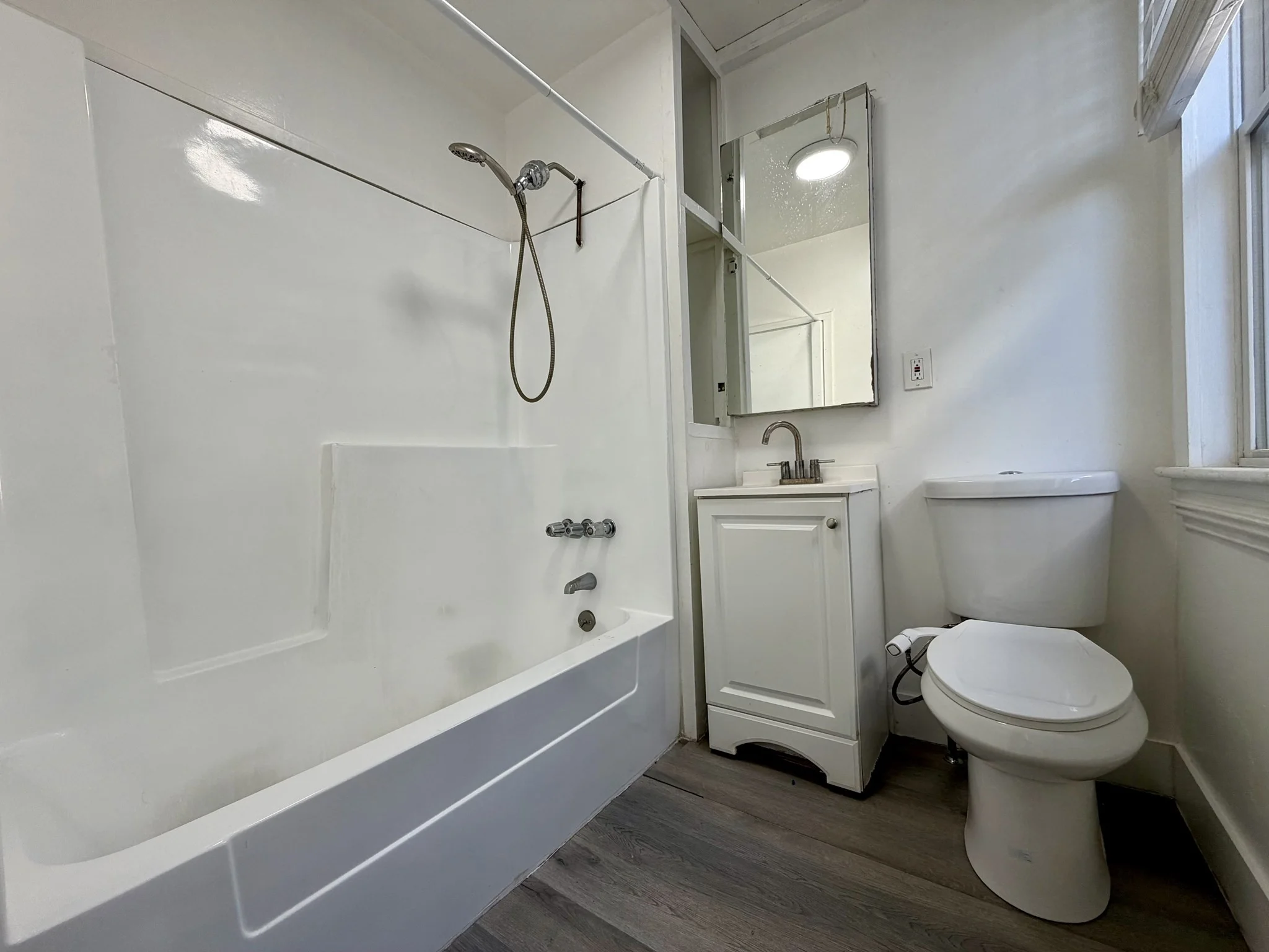 4 bed, 1 bath apartment for rent at 8 Cottage St Unit 1, Union Hill — photo 17 of 17