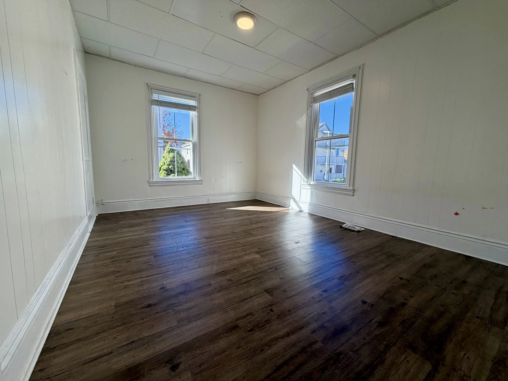 4 bed, 1 bath apartment for rent at 8 Cottage St Unit 1, Union Hill — photo 5 of 17