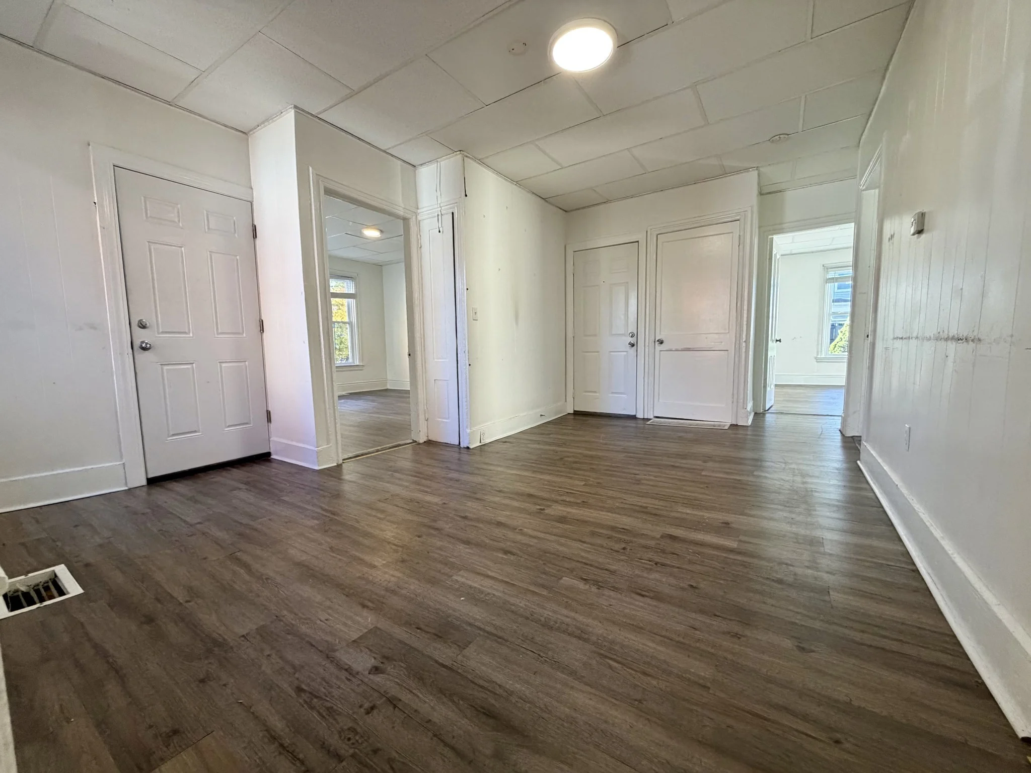 4 bed, 1 bath apartment for rent at 8 Cottage St Unit 1, Union Hill — photo 3 of 17