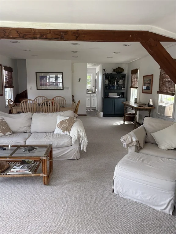 2 bed, 1 bath apartment for rent at 8 Cove Rd, Little Neck — photo 8 of 18