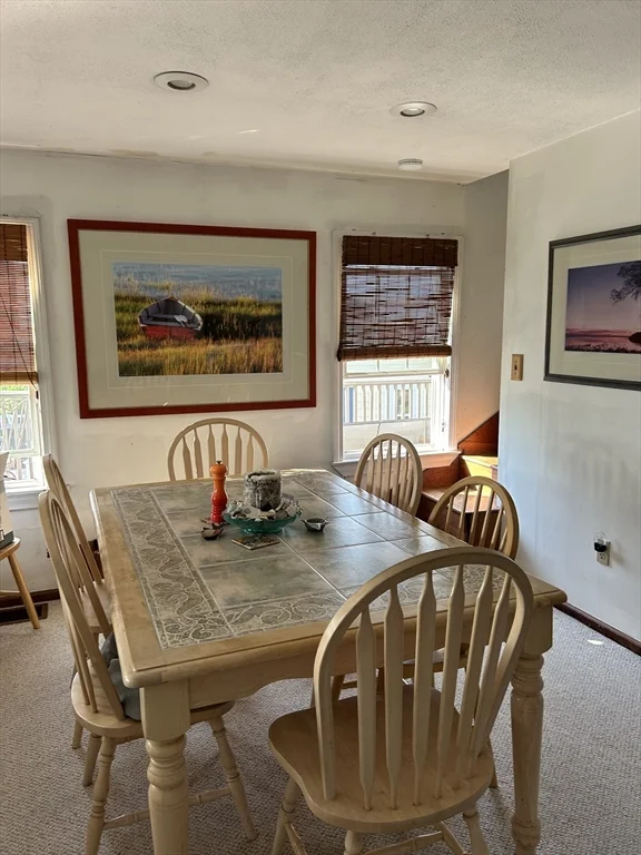 2 bed, 1 bath apartment for rent at 8 Cove Rd, Little Neck — photo 4 of 18