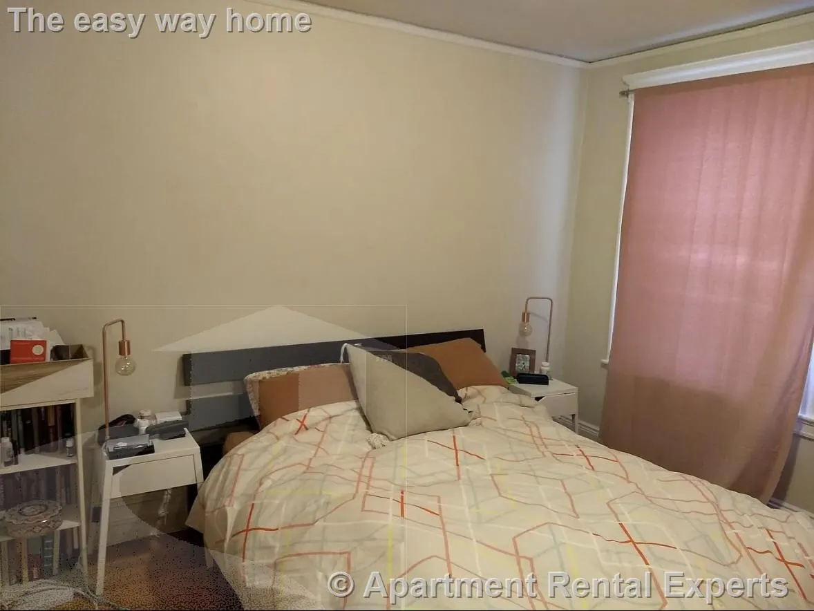 1 bed, 1 bath apartment for rent at 8 Craigie Cir Unit 8, Harvard Square — photo 2 of 13