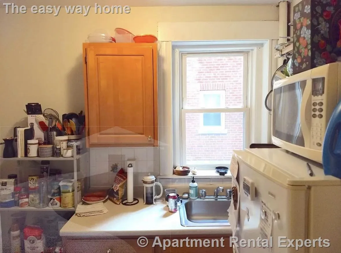 1 bed, 1 bath apartment for rent at 8 Craigie Cir Unit 8, Harvard Square — photo 7 of 13
