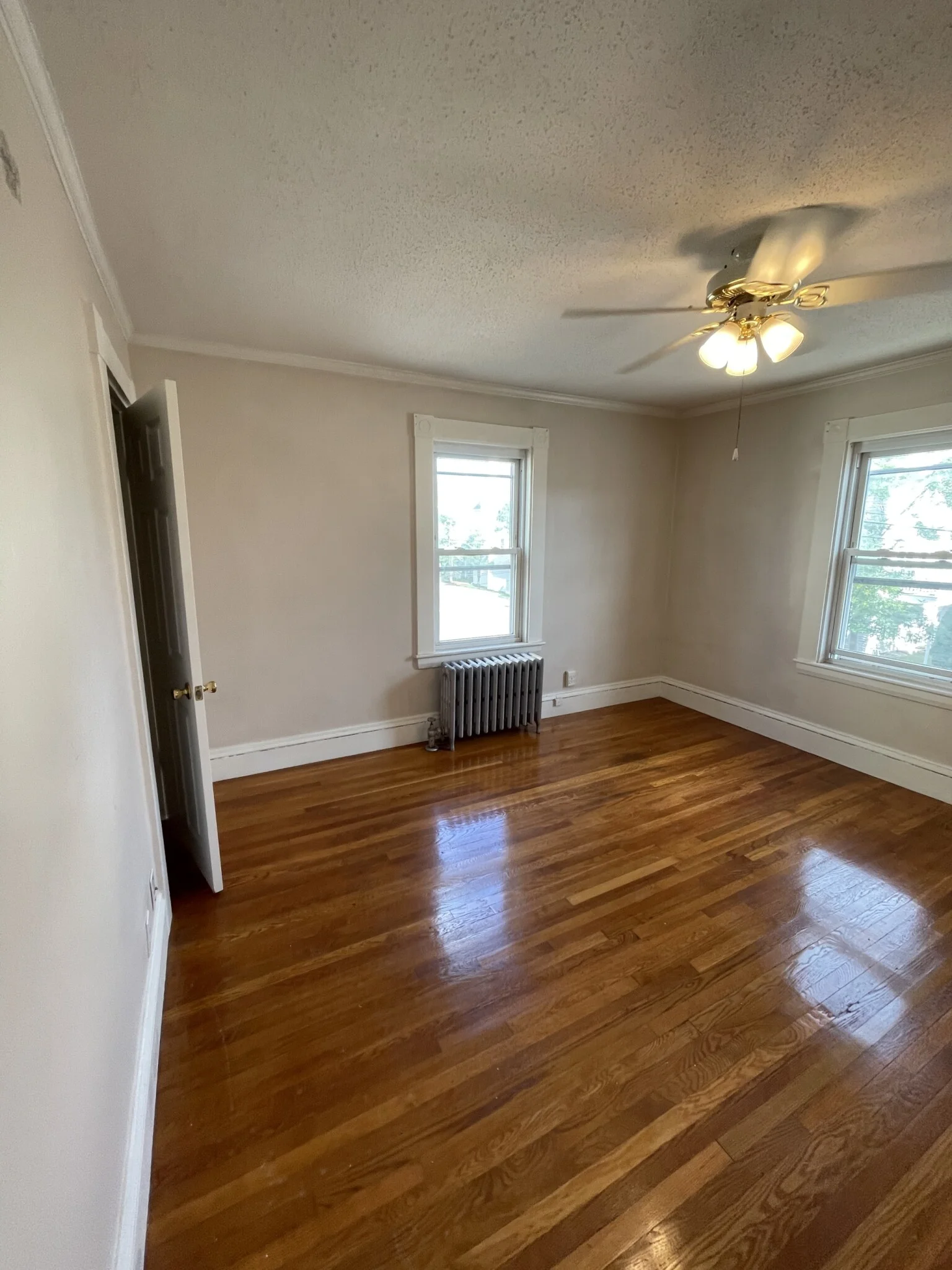 3 bed, 1.5 bath apartment for rent at 8 Cross St Unit 1, Woburn — photo 7 of 28