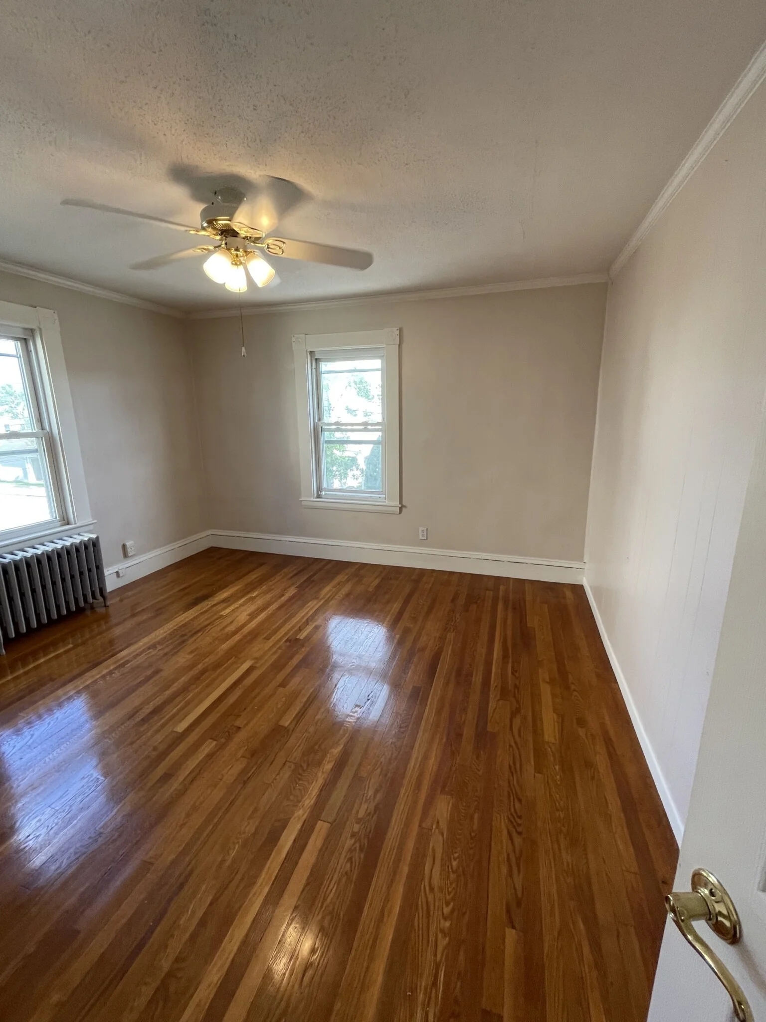 3 bed, 1.5 bath apartment for rent at 8 Cross St Unit 1, Woburn — photo 8 of 28